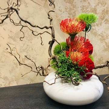 Gėlių kompozicija Ikebana
