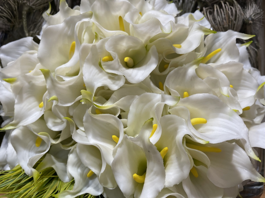 Dirbtinės gėlės „Balta kalija“